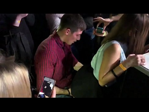 ❤️ Tinuod nga sekso sa usa ka nightclub sa Russia. Ang 18-anyos nga Ruso nga babaye sa anus ug puwerta nakighilawas sa usa ka nightclub Fucking video sa ceb.tukifporno.ru ❌❤